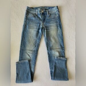 American Eagle Outfitters Super Super Stretch Blue Denim Jeans Sz 0 Short length